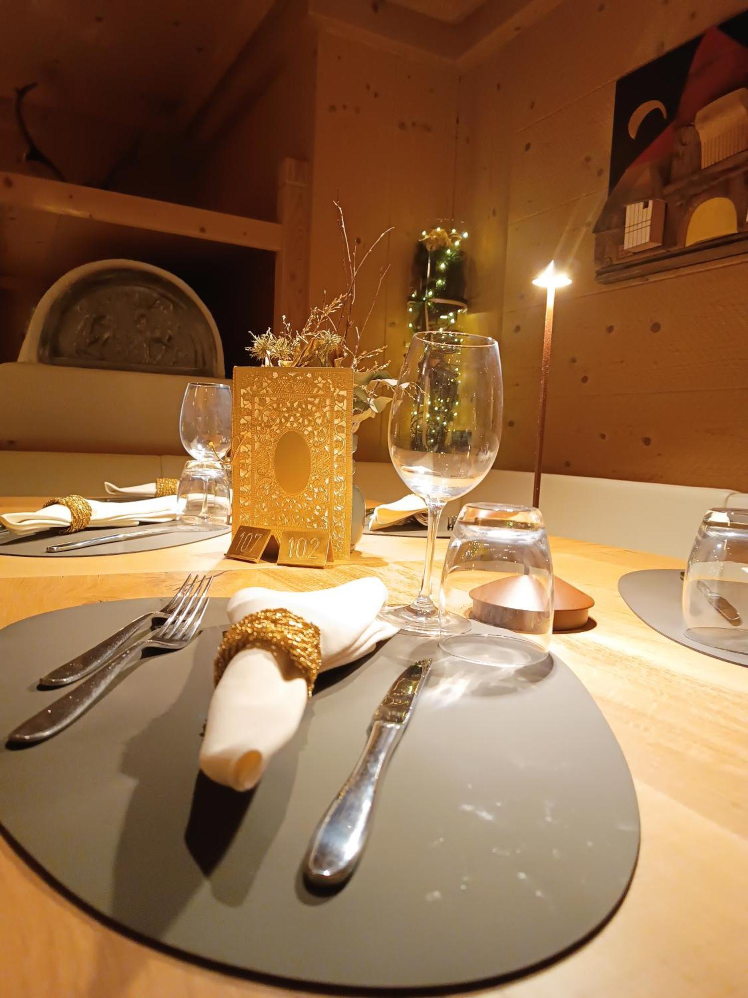 Hotel Stella Моена Екстер'єр фото