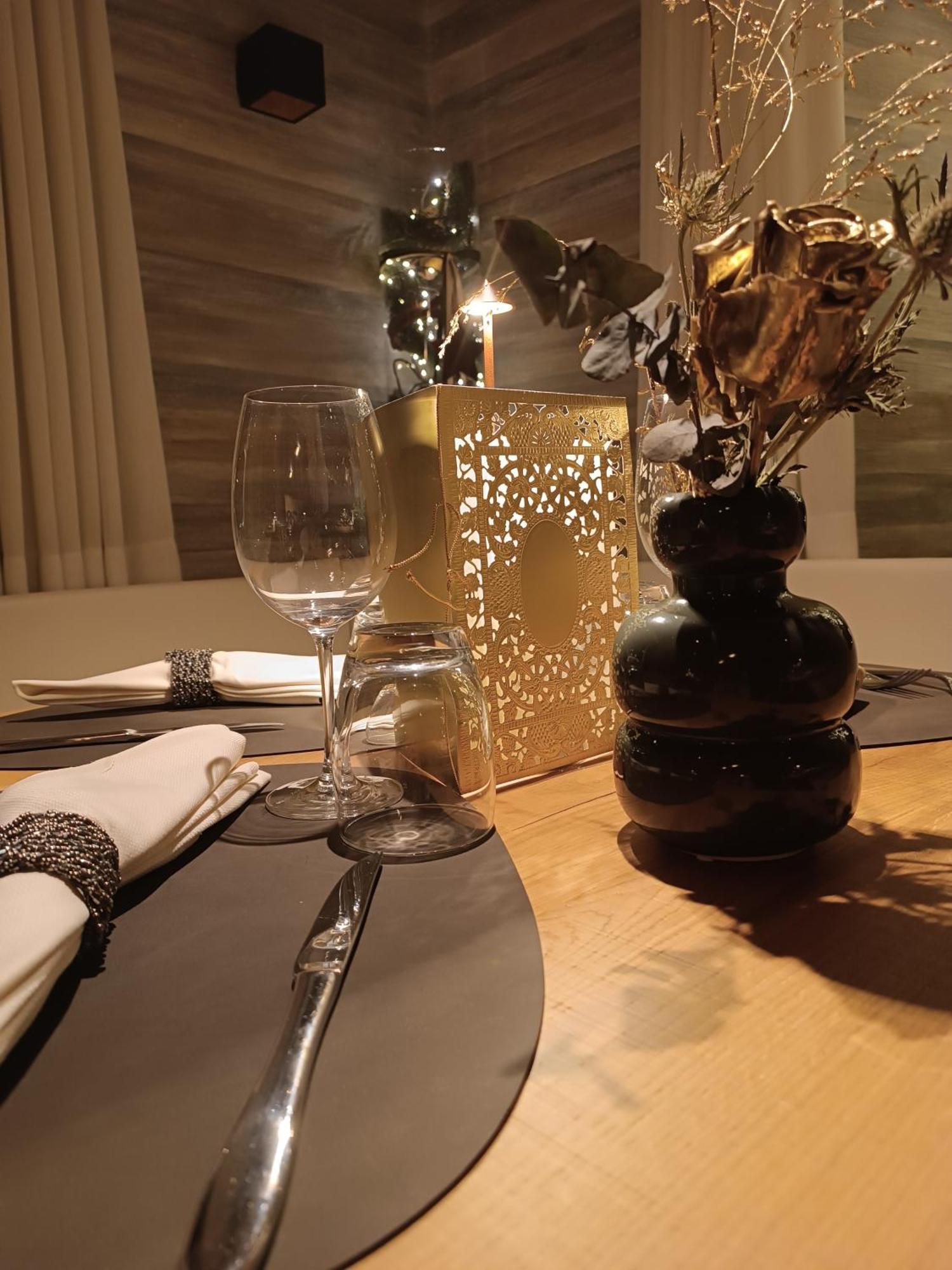 Hotel Stella Моена Екстер'єр фото