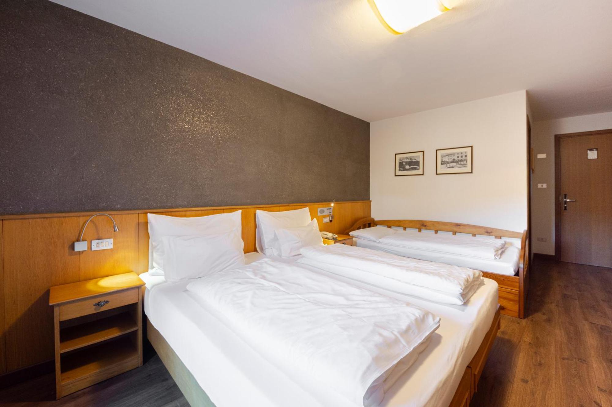 Hotel Stella Моена Екстер'єр фото