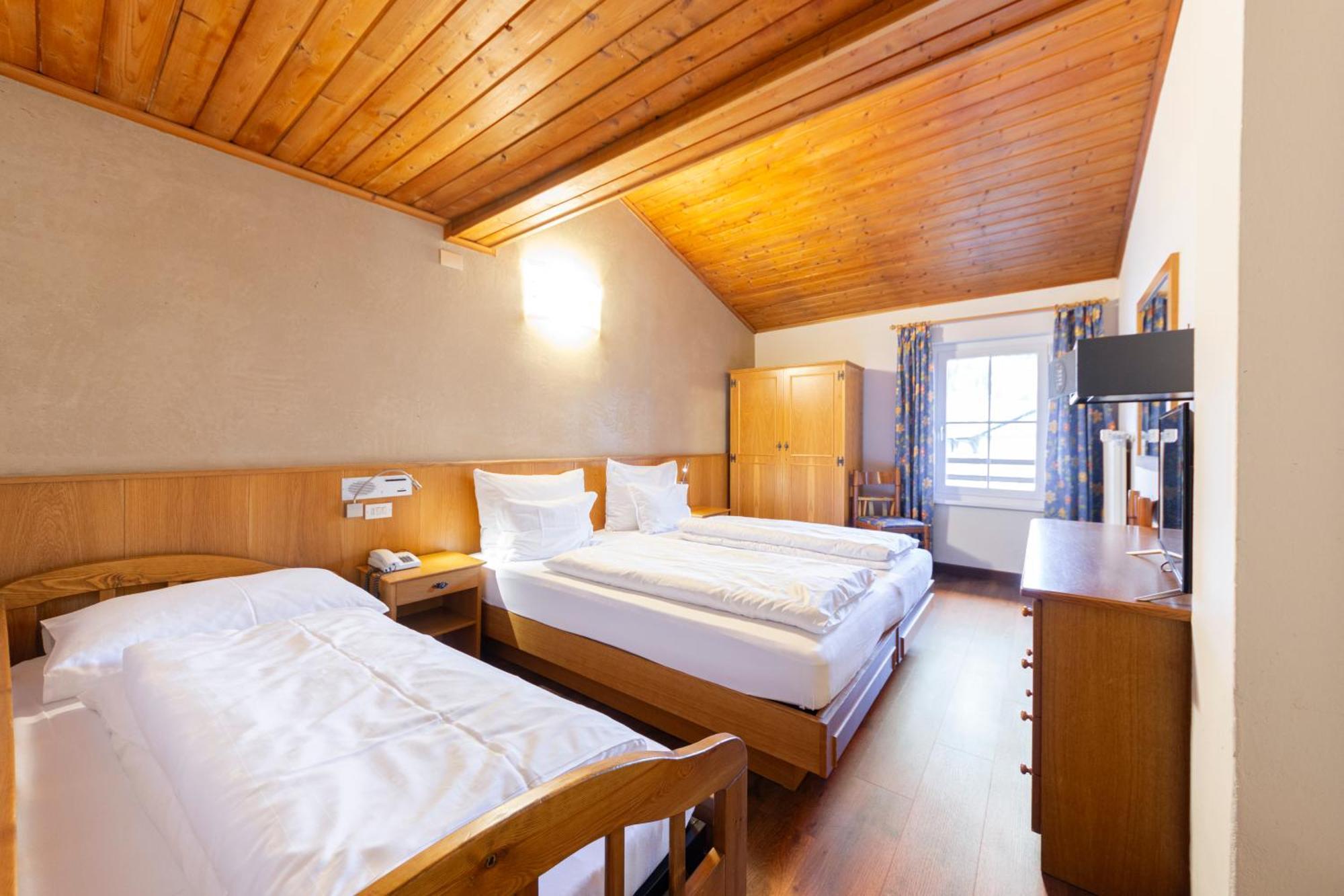 Hotel Stella Моена Екстер'єр фото
